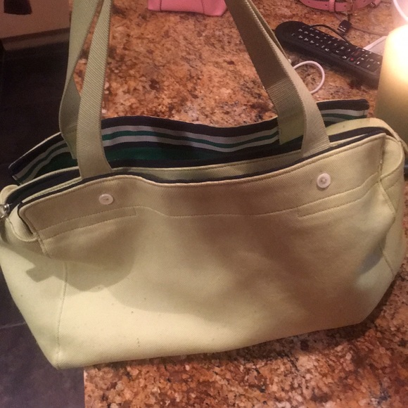 Green Lacoste bucket bag - Picture 2 of 4